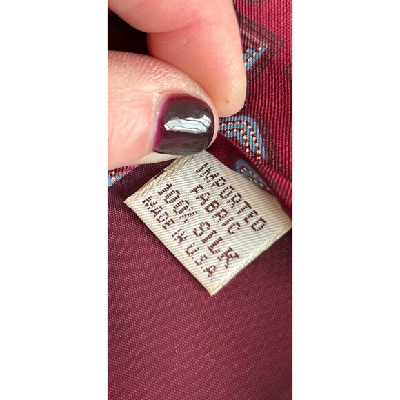 Vintage Men’s Nino Cerruti Abstract Tie Handmade All 100% Silk Maroon Squares Im - Picture 4 of 5